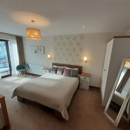 Hotel Lanobila Sinaia Zewnętrze zdjęcie