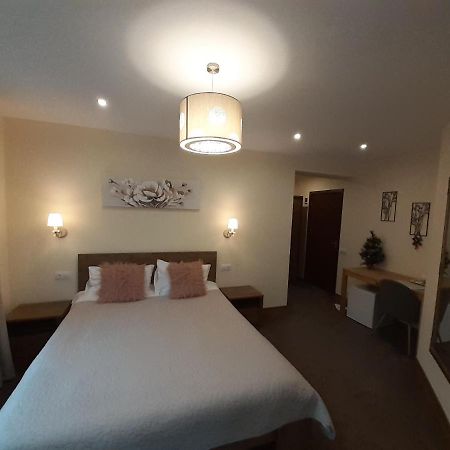 Hotel Lanobila Sinaia Zewnętrze zdjęcie