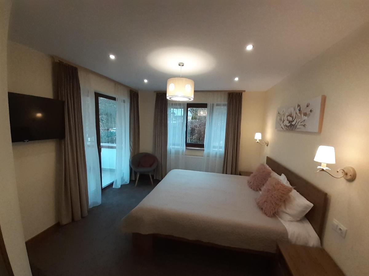 Hotel Lanobila Sinaia Zewnętrze zdjęcie