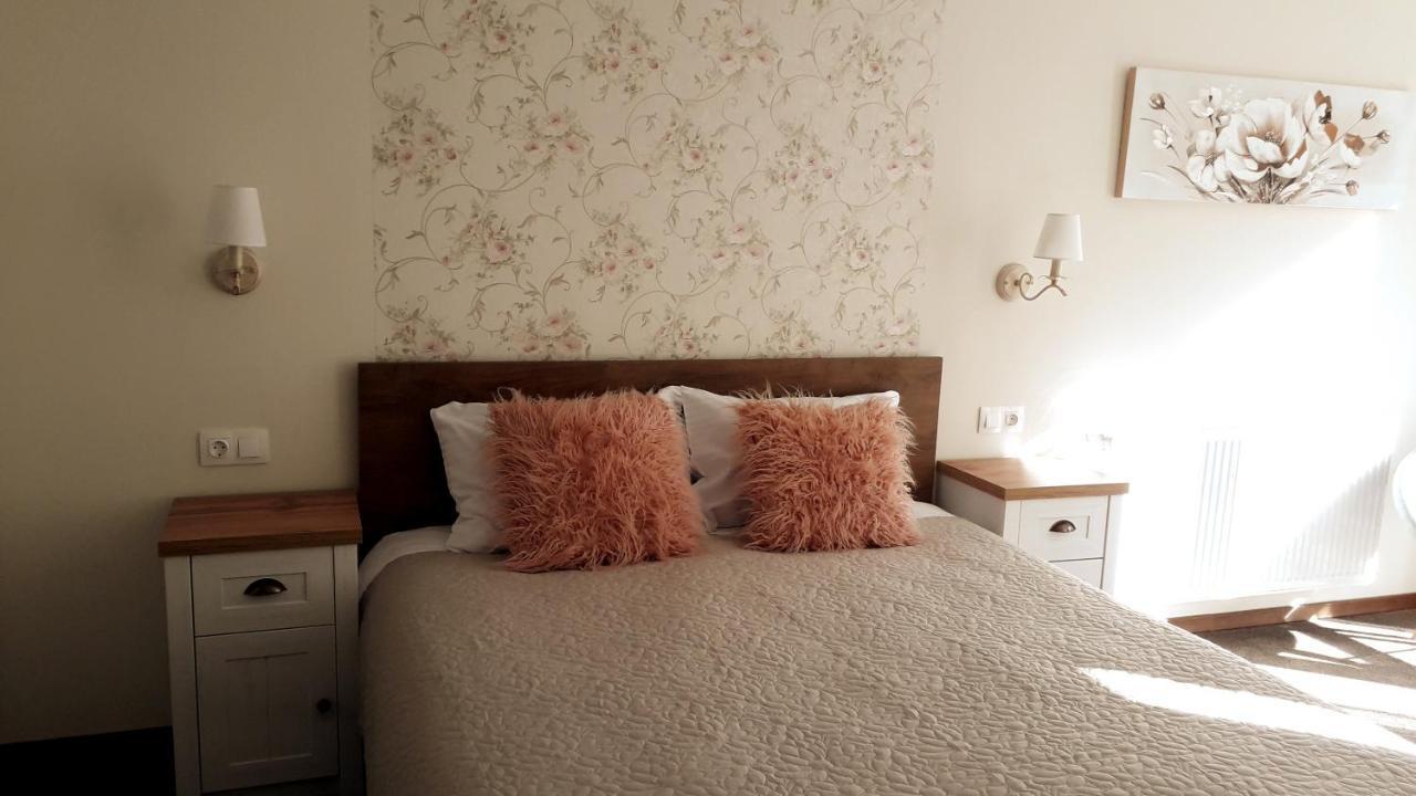 Hotel Lanobila Sinaia Zewnętrze zdjęcie